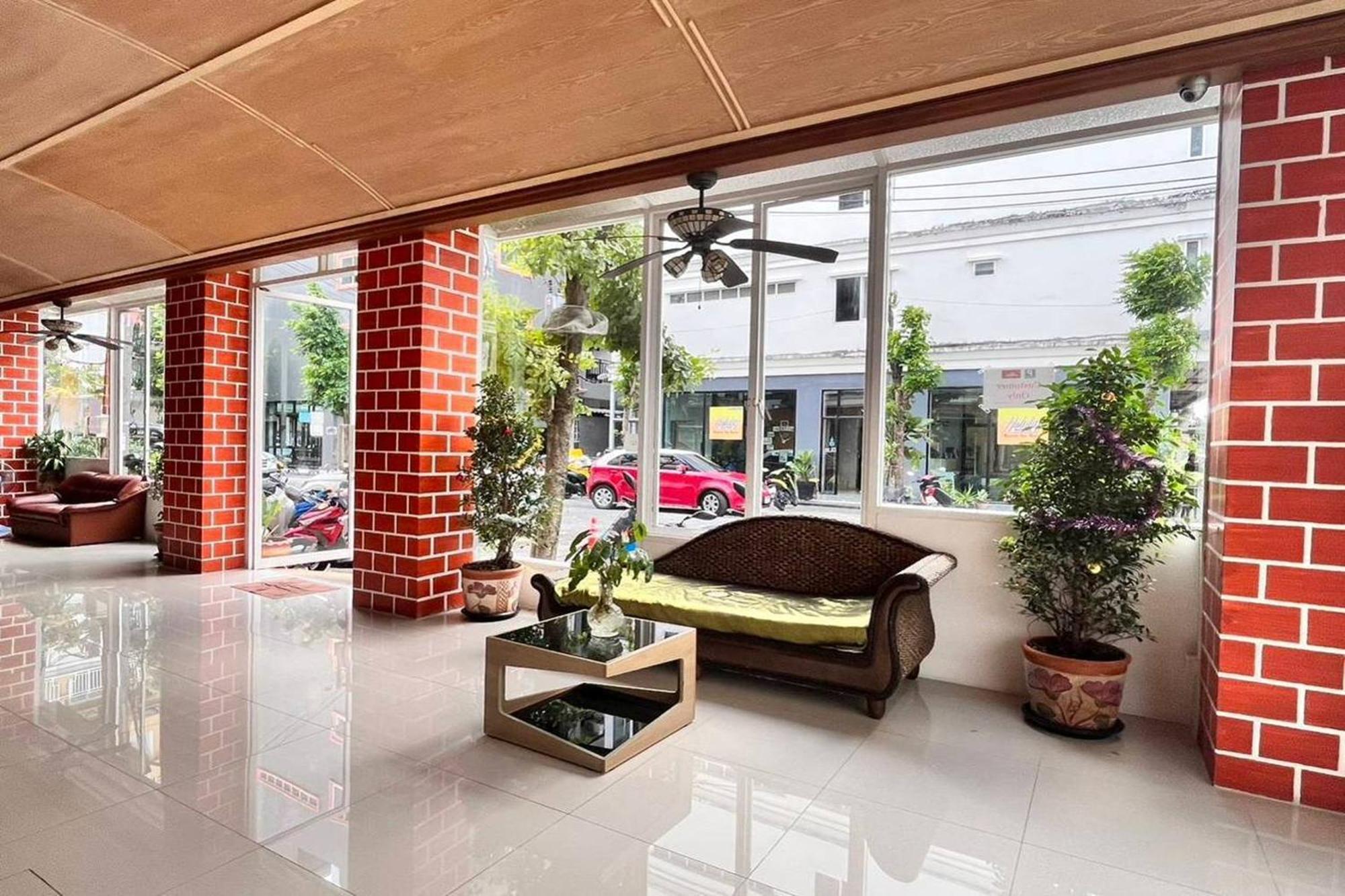 One World One Home Patong 2 Eksteriør bilde